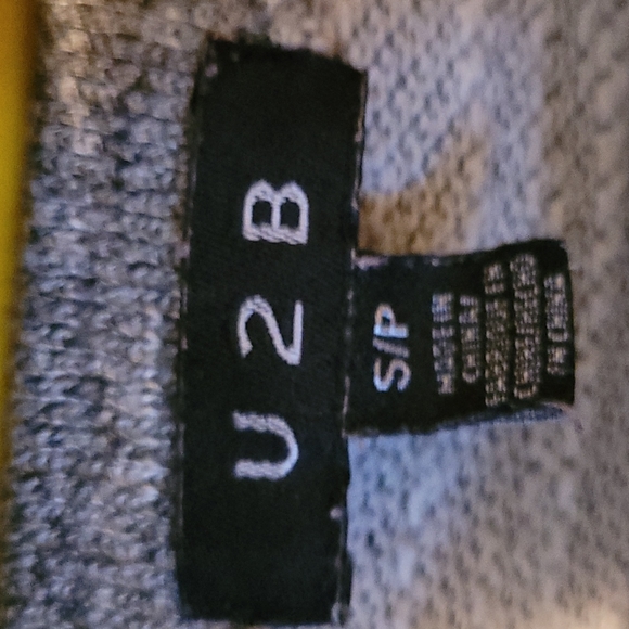 U2B Sweater - Picture 3 of 3